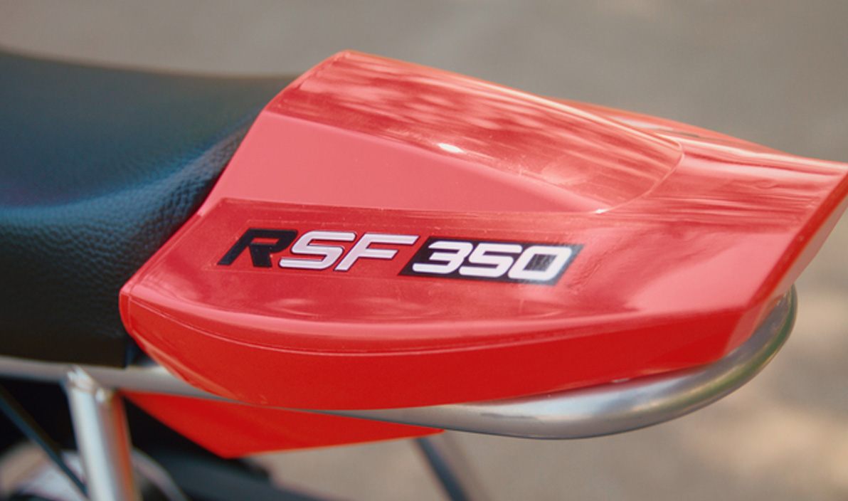 Razor RSF350 lifestyle