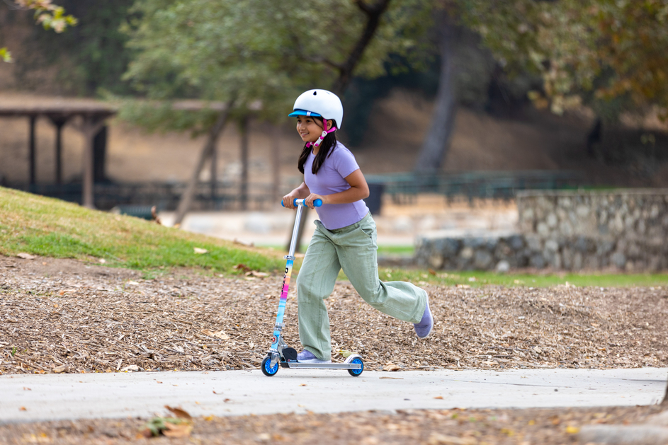 Razor A Kick Scooter - Spring Break Ride in Park