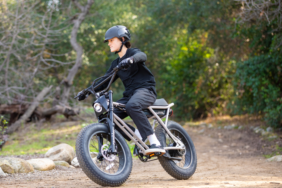 Razor Rambler TRL Ride in park