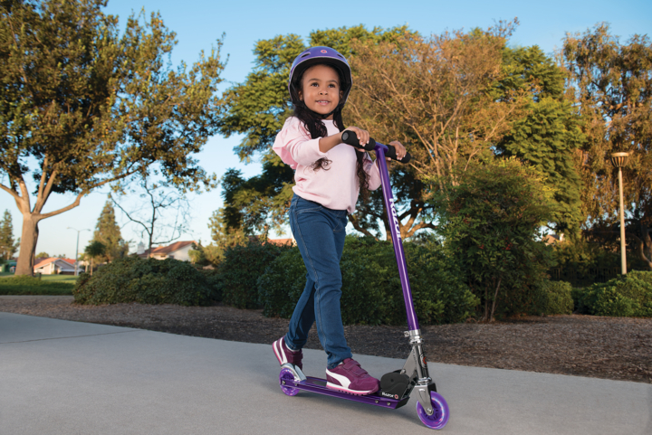 Razor S Kick Folding Light-Up Wheels Lifestyle