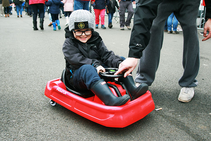Razor Attends Flame and Thunder Charity Event